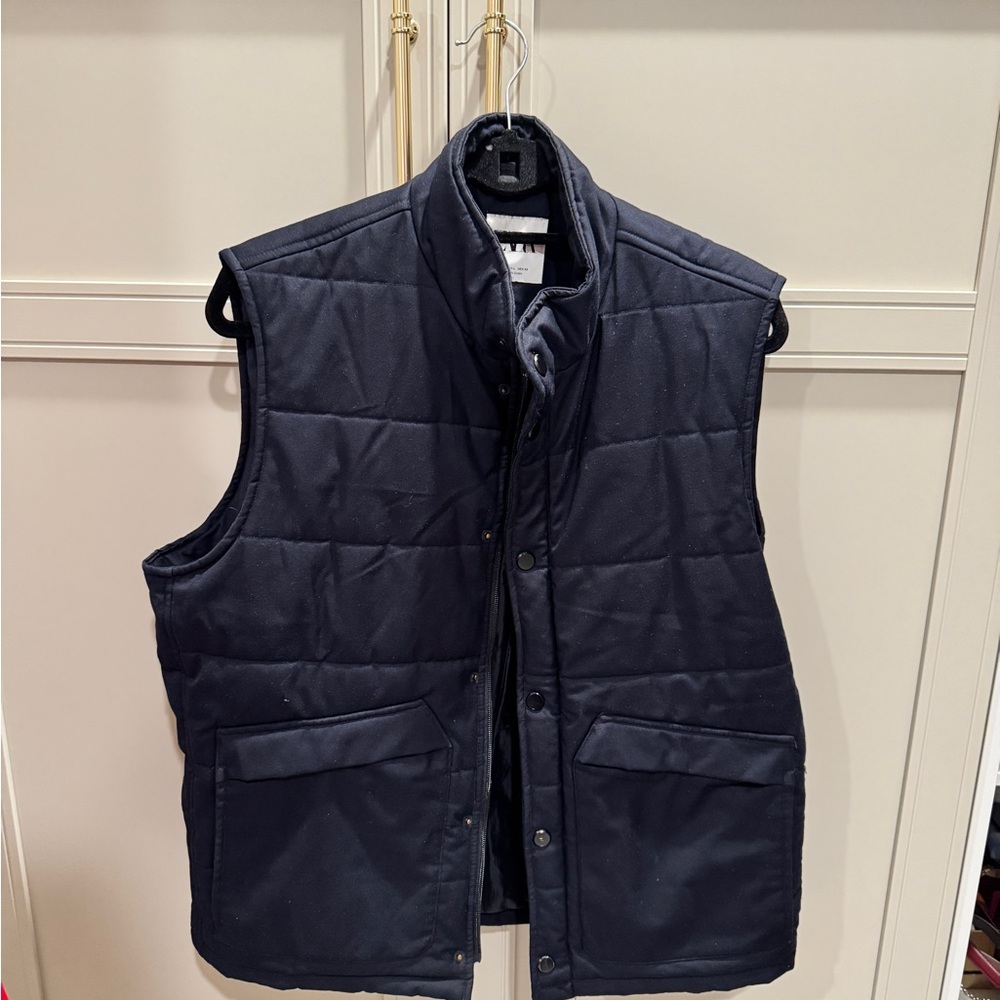 Zara Men's Dark Blue Quilted Vest